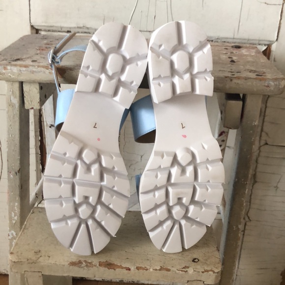 BC Footwear Left Unsaid Platform Sandal - Picture 5 of 5